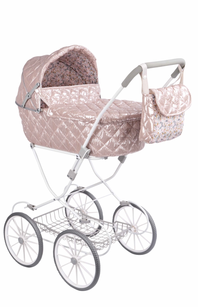 Arias vanker kapuutsiga ja kotiga