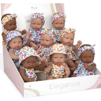 Kalamustrilise riietusega nukk