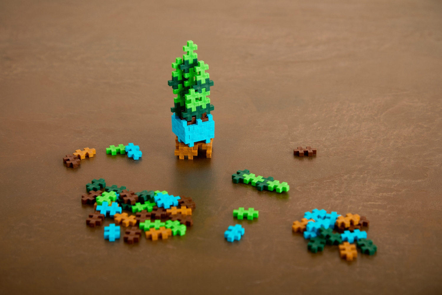 Plus Plus ehitusklotsid TAIMED - kolmevöödiline havisaba - Image 4