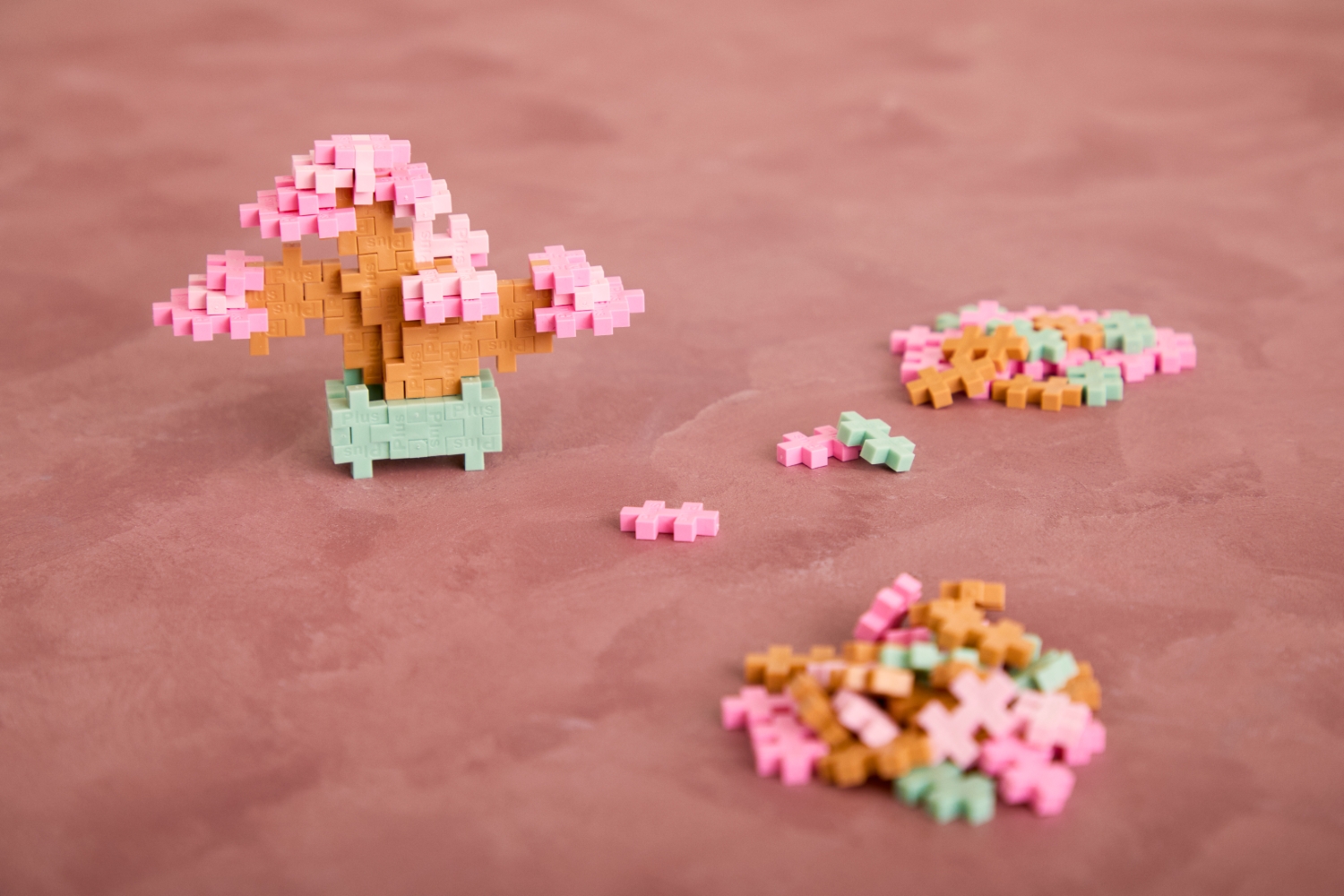 Plus Plus ehitusklotsid TAIMED - roosa bonsai - Image 4