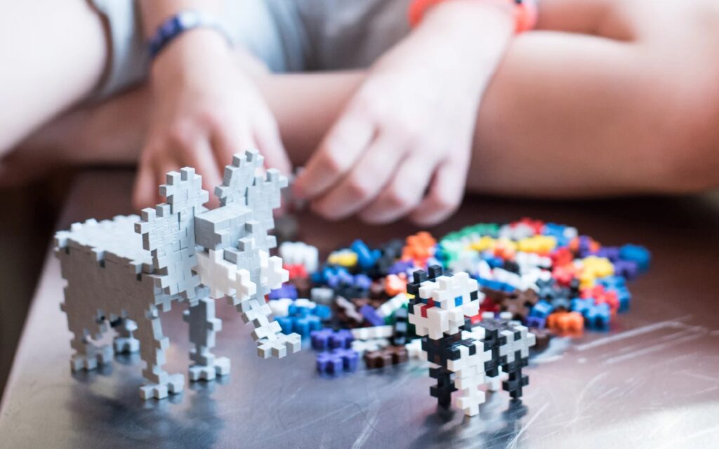 PlusPlus, ehitusklotsid, arendavad mänguasjad, fantaasia areng, käes-silma koordinatsioon, õppimine, lõbu, Keerdus OÜ