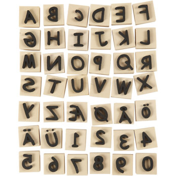 Vahutemplid, suurus 3x3 cm, paksus 13 mm, 42 tk/ 1 pakk