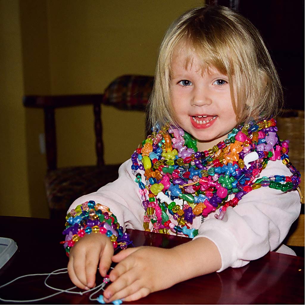 Plastikhelmed, suurus 6-20 mm, augu suurus 1,5-6 mm, ca. 1175 tk, 390 g, 700 ml/ 1 tuub. - Image 4