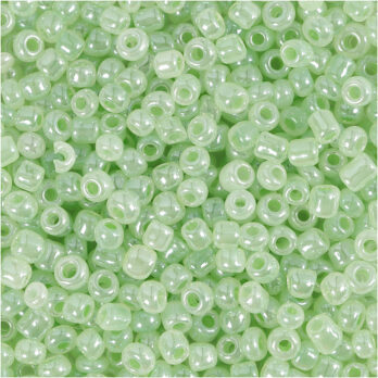 Seed Beads, dia. 3 mm, suurus 8/0, augu suurus 0,6-1,0 mm, pehme roheline, 25 g / 1 pakk