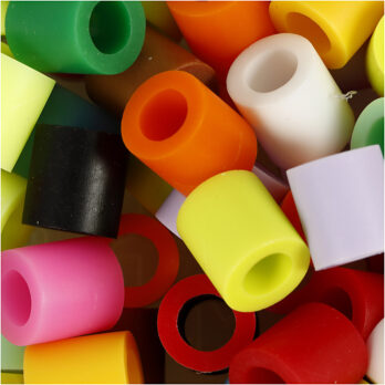 Kaitsehelmed, suurus 10x10 mm, augu suurus 5,5 mm, JUMBO, lisavärvid, 2450 tk / 1 ämber.